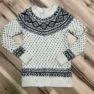 Abercrombie & Fitch White and Black Tunic Length Sweater Size Medium